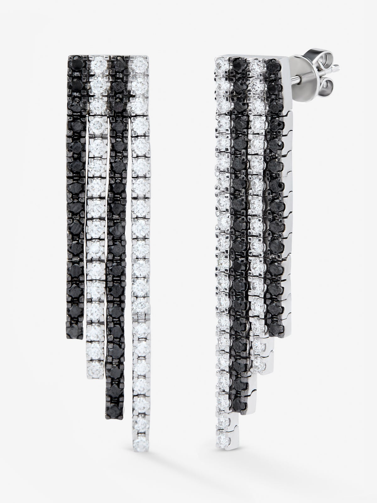 Pendientes colgante de oro blanco de 18K con diamante negro y diamante blanco