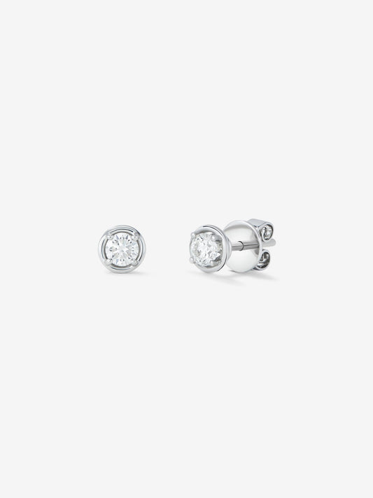 Pendientes de oro blanco de 18K con 2 diamantes en talla brillante con un total de 0,5 cts