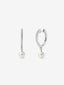 Pendientes de aro de oro blanco de 18K con colagante de perla akoya y 32 diamantes en talla brillante con un total de 0,19 cts