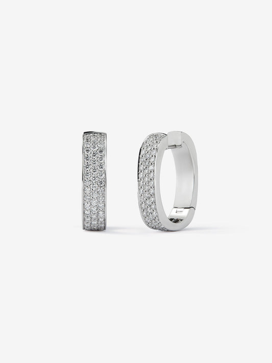 Pendientes de oro blanco de 18K con pavé de diamantes en talla brillante