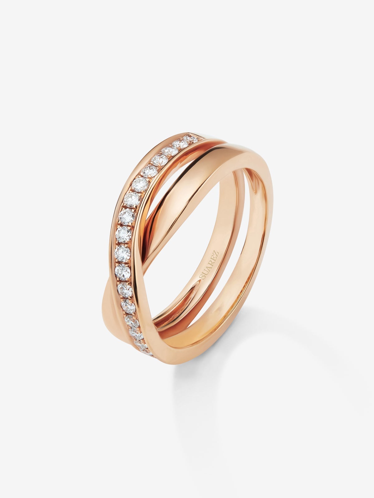 Anillo cruzado de oro rosa de 18K con diamantes