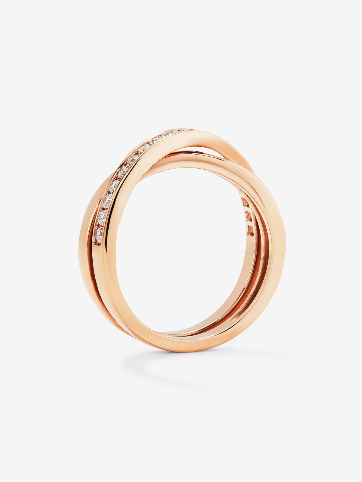 Anillo cruzado de oro rosa de 18K con diamantes