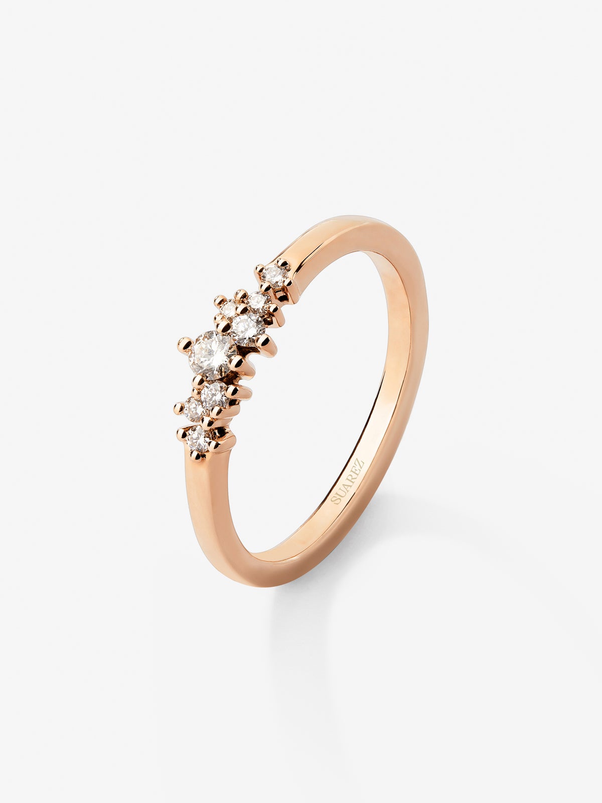 Anillo de oro rosa de 18K con 8 diamantes en talla brillante con un total de 0,1 cts