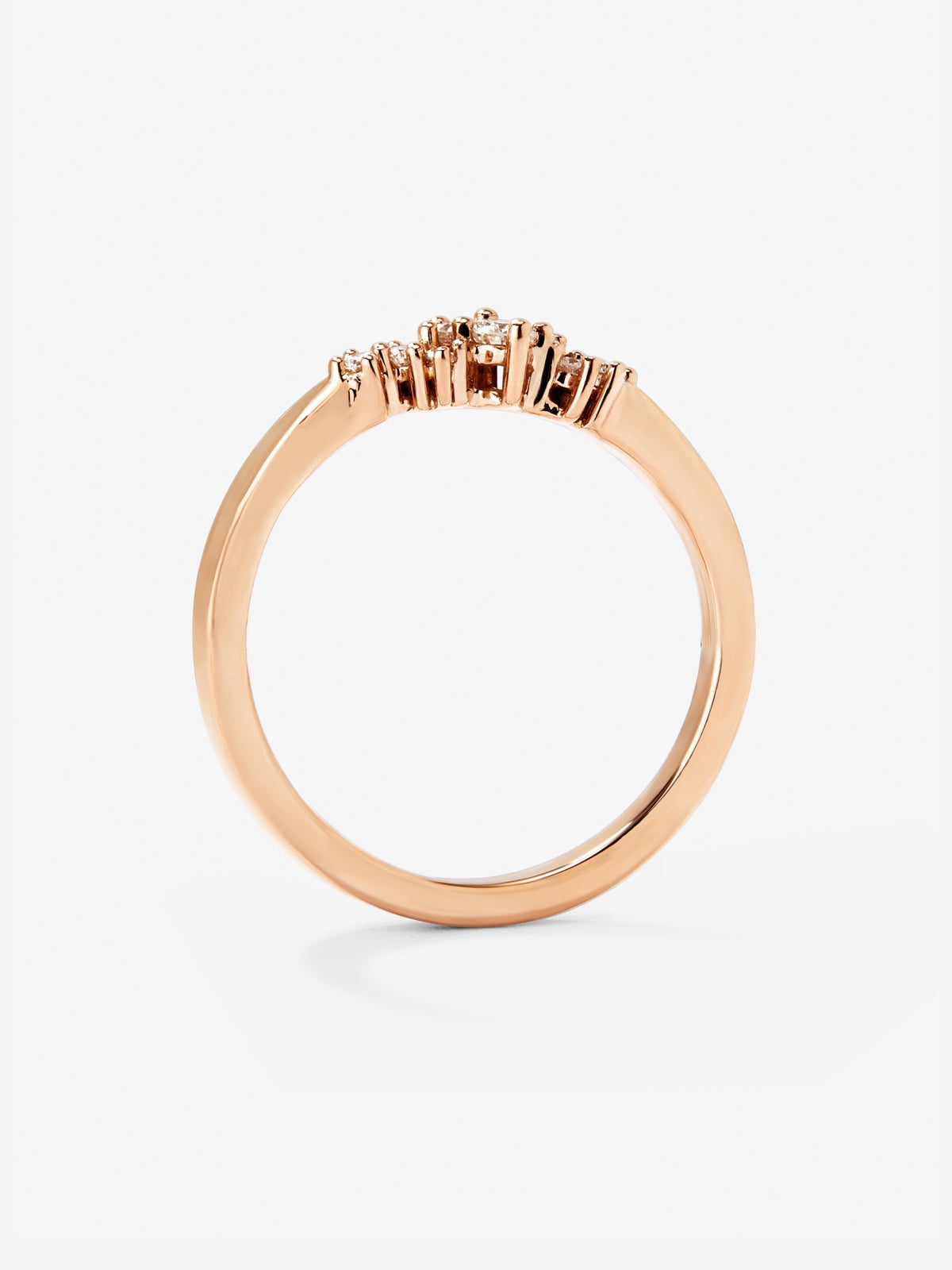 Anillo de oro rosa de 18K con 8 diamantes en talla brillante con un total de 0,1 cts