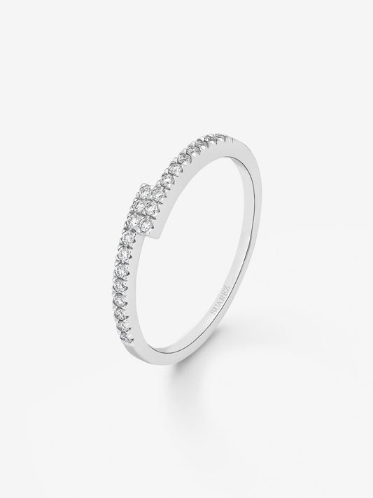 Anillo tú y yo de oro blanco de 18K con 22 diamantes en talla brillante con un total de 0,15 cts