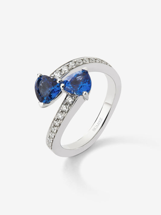 Anillo tú y yo de oro blanco de 18K con zafiros azul royal y diamantes