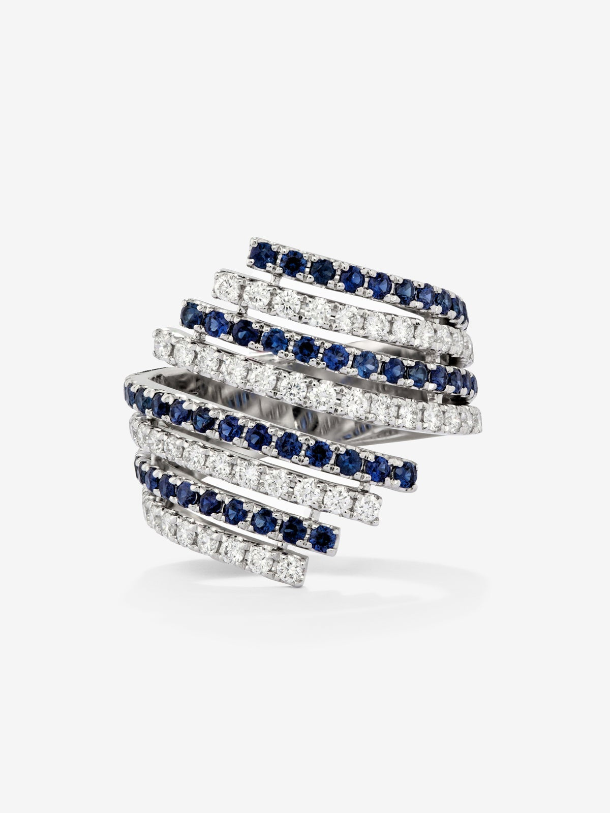 Anillo de oro blanco de 18K con diamante y zafiro