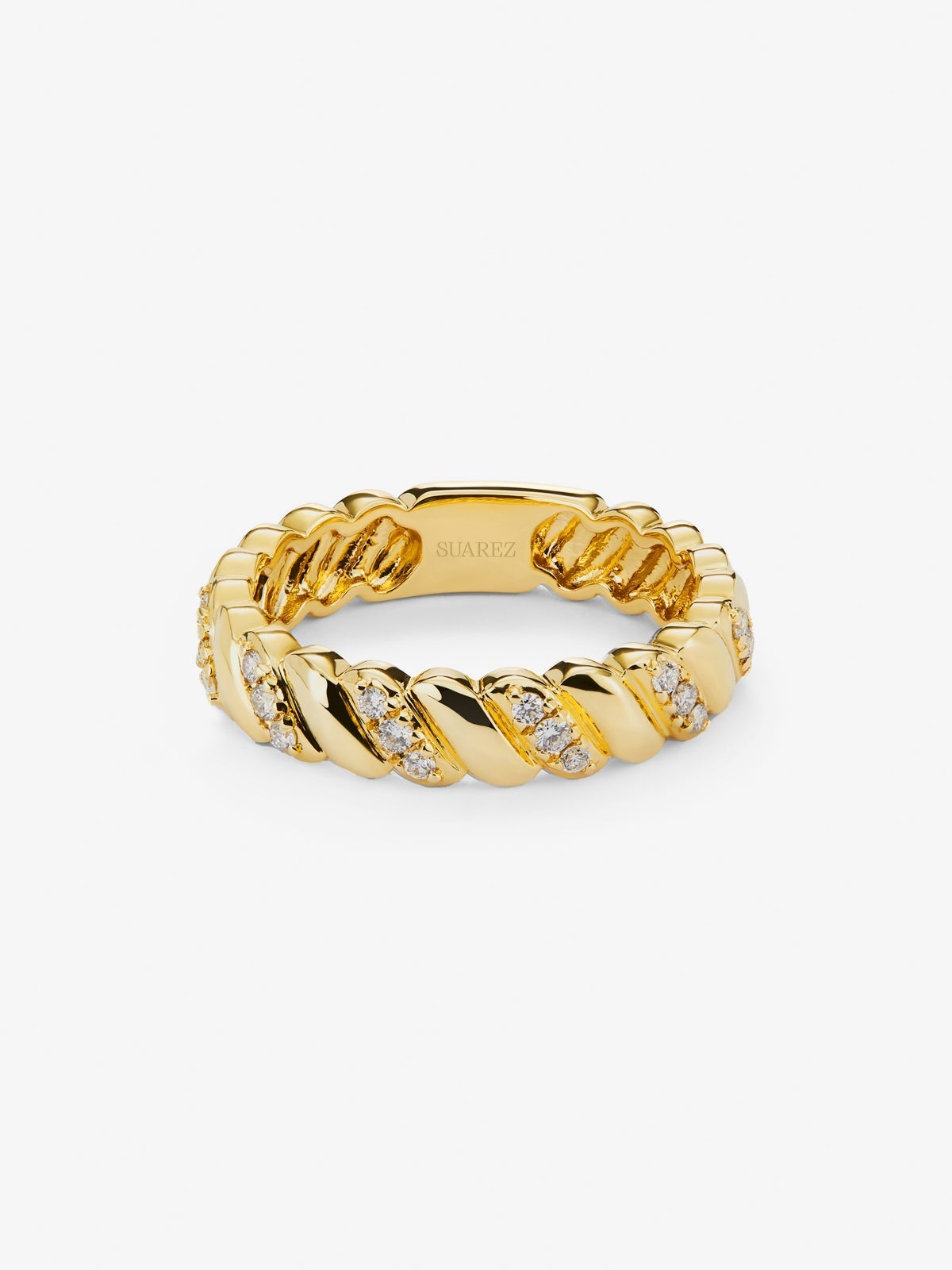 Anillo de oro amarillo de 18K con diamantes blancos en talla brillante de 0,18 cts