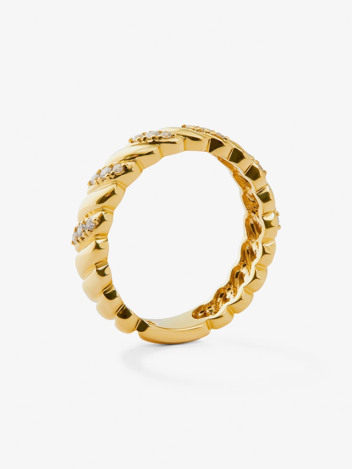 Anillo de oro amarillo de 18K con diamantes blancos en talla brillante de 0,18 cts