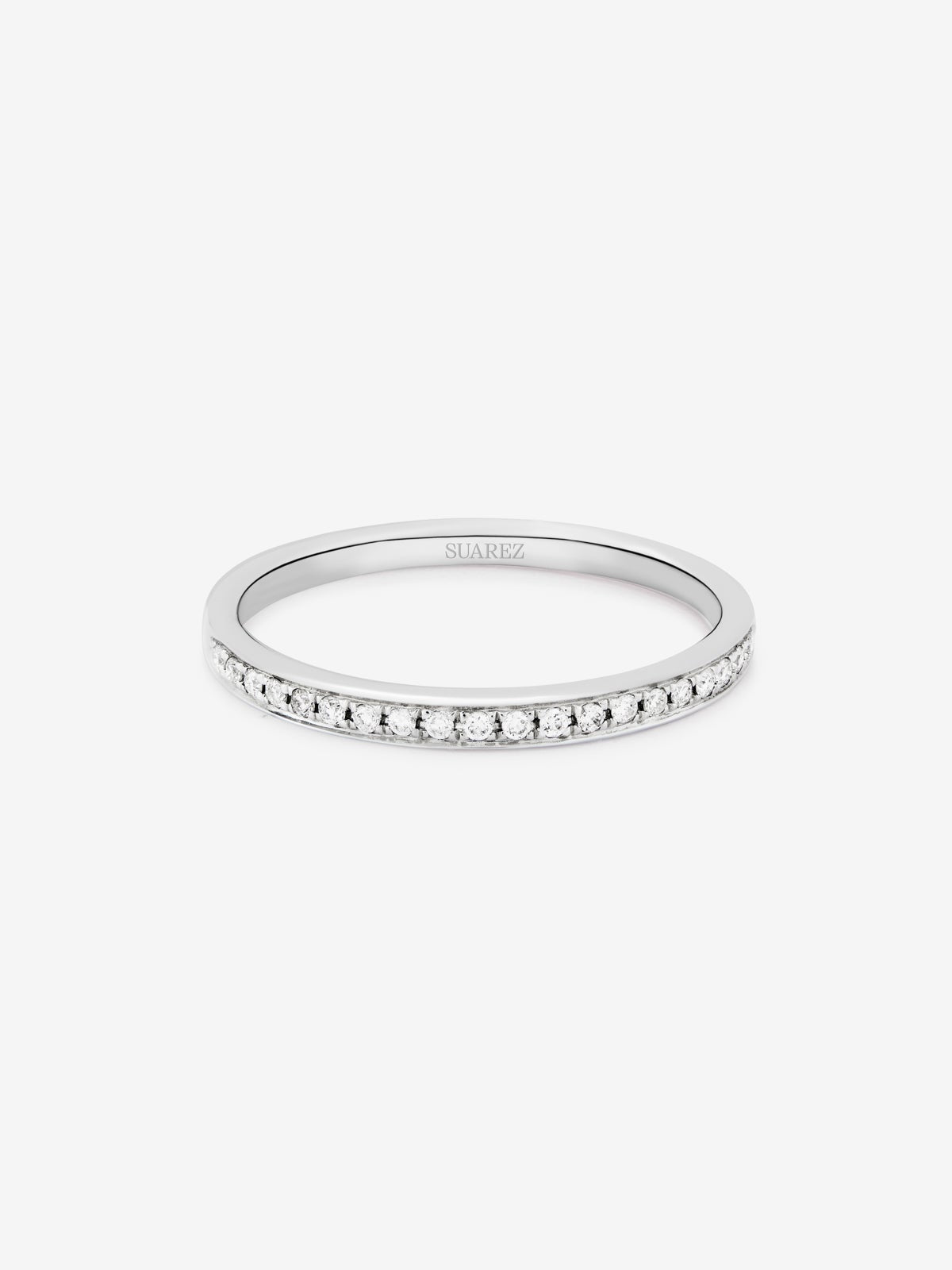 Anillo alianza media de compromiso de oro blanco de 18K con diamantes en banda