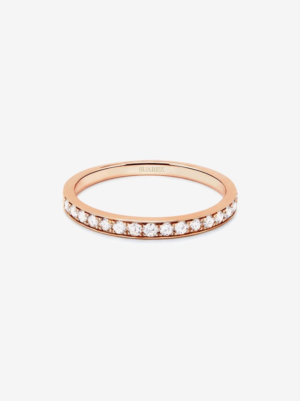 Media alianza de oro rosa de 18K con 16 diamantes en talla brillante con un total de 0,23 cts