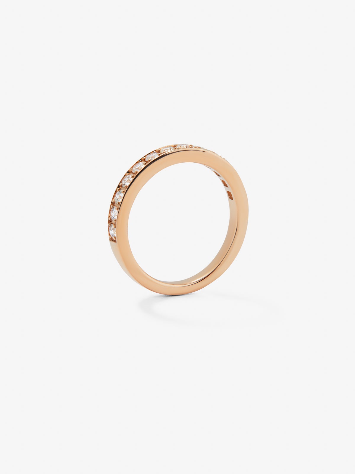 Media alianza de oro rosa de 18K con 16 diamantes en talla brillante con un total de 0,24 cts