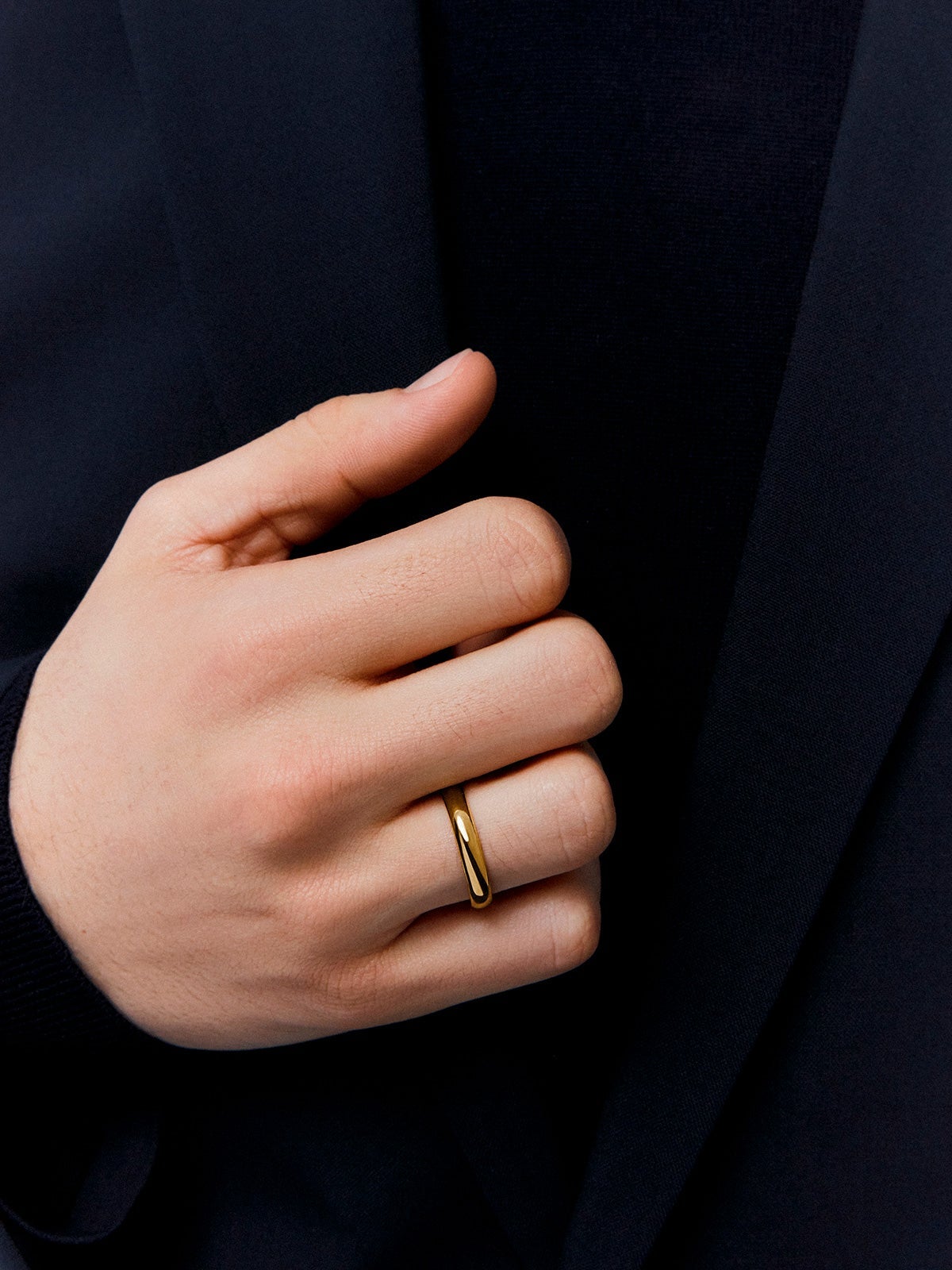 Alianza de boda de oro amarillo de 18K