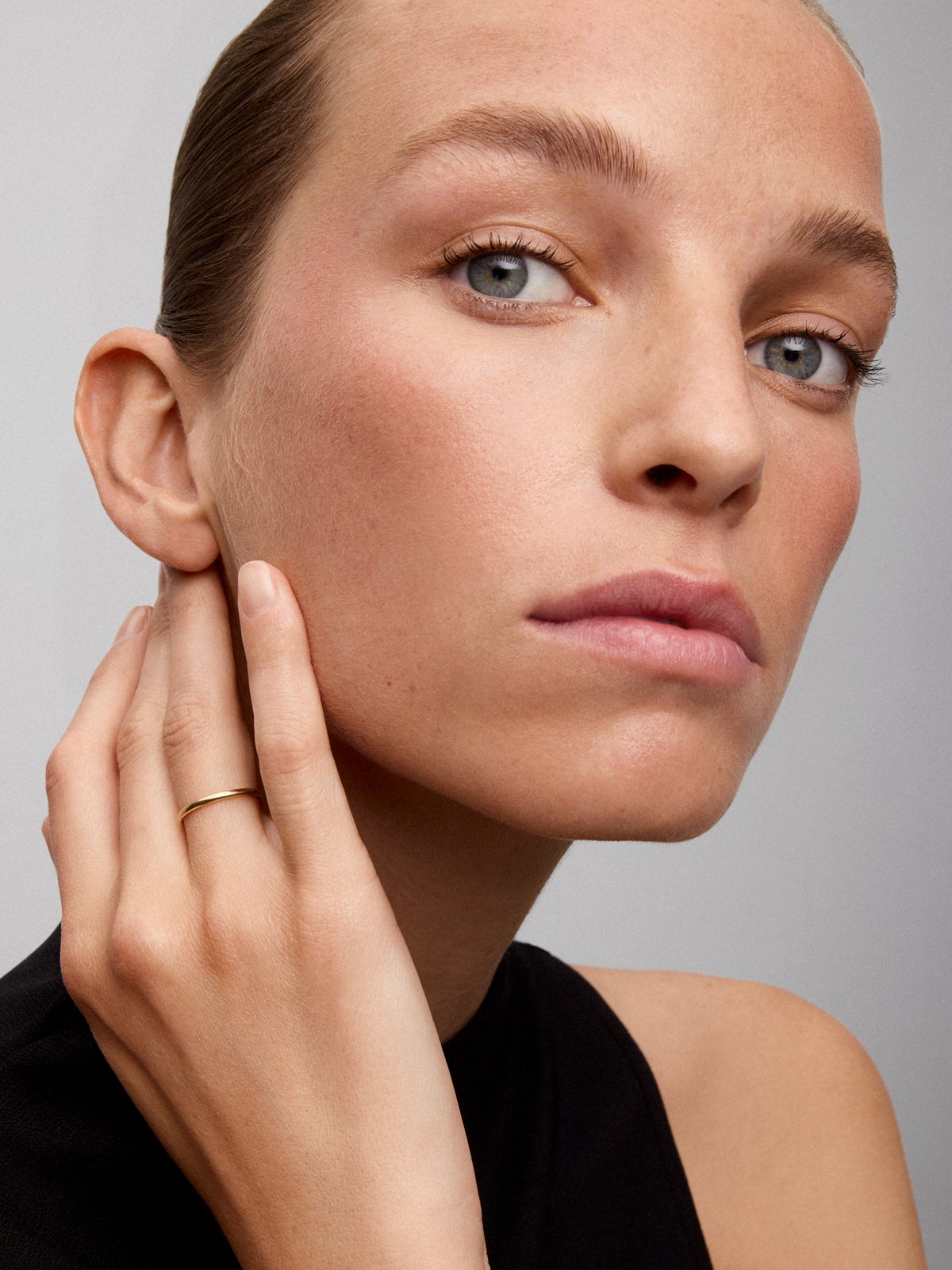 Alianza de boda de oro amarillo de 18K