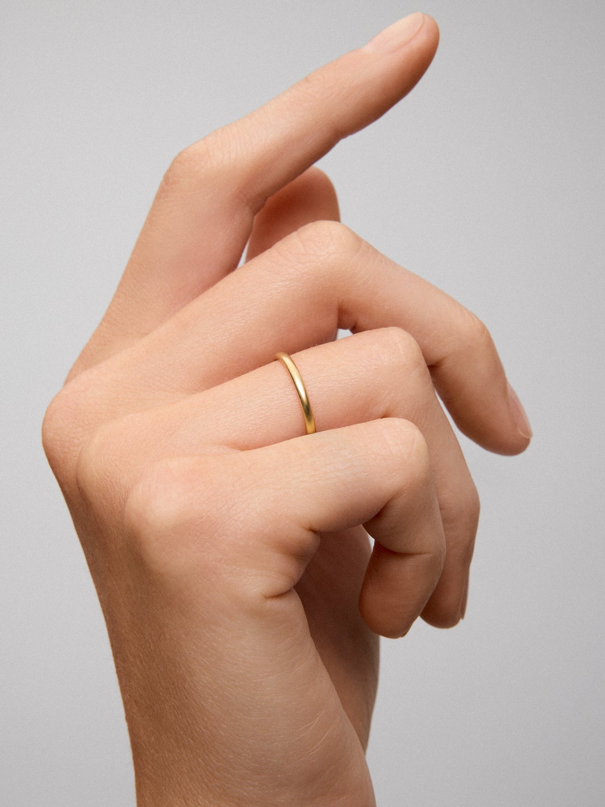 Alianza de boda de oro amarillo de 18K