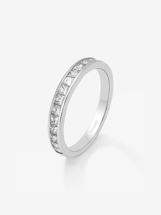 Anillo alianza media de compromiso de oro blanco de 18K con diamantes en talla princesa en carril 0,70ct