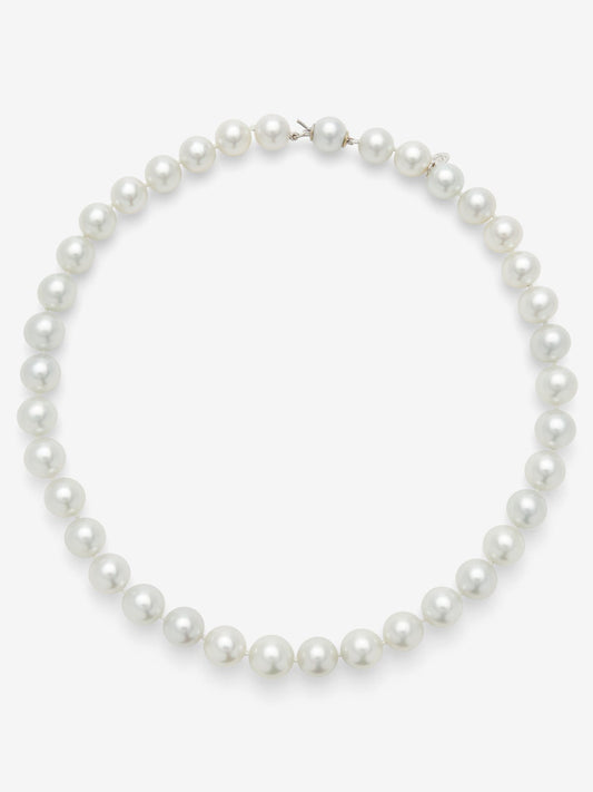 Colgante de perlas australianas con cierre de oro blanco de 18K