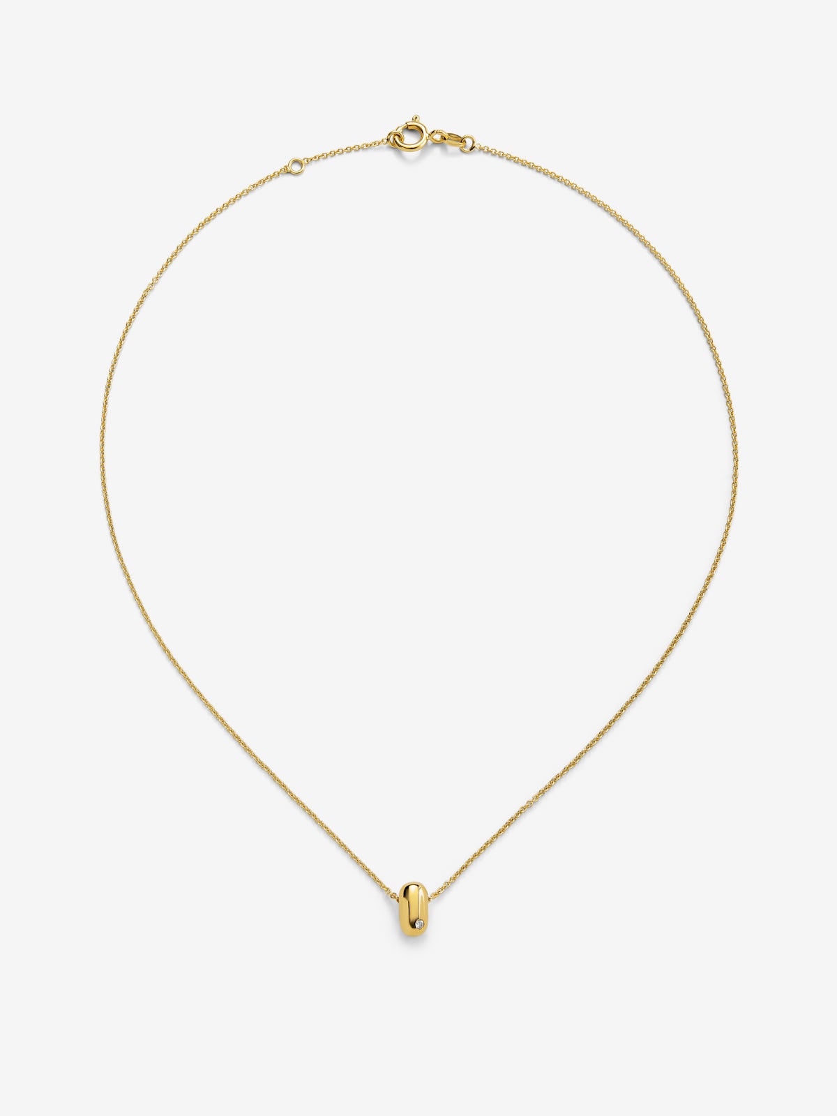 Charm de oro amarillo de 18K con 2 diamantes en talla brillante con un total de 0,03 cts