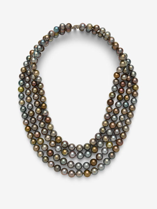 Collar cuádruple de perlas tahitianas con cierre de oro blanco de 18K