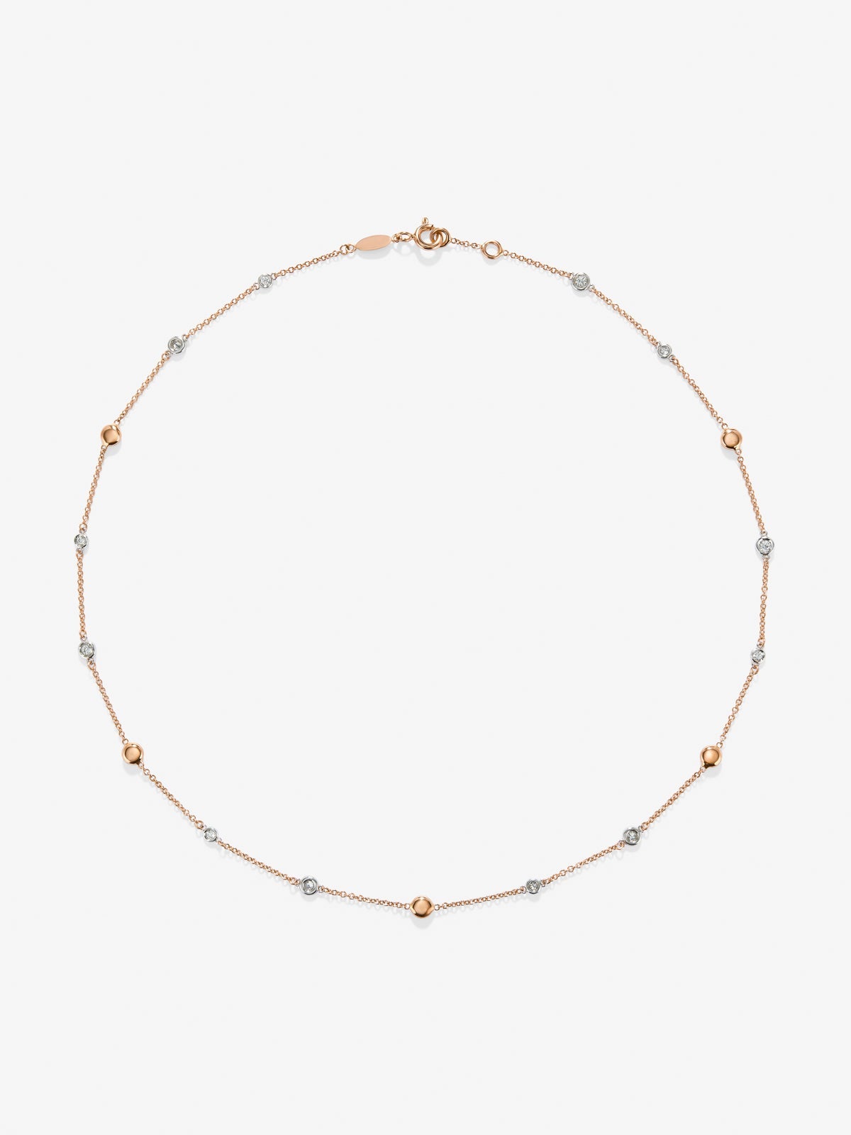 Collar de oro rosa de 18K con 12 diamantes en talla brillante con un total de 0,38 cts