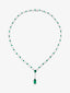Collar de oro blanco de 18K con esmeralda verde en talla pera de 1,68 cts, esmeraldas verdes en talla brillante y oval de 3,7 cts y diamantes blancos en talla brillante de 3,1 cts