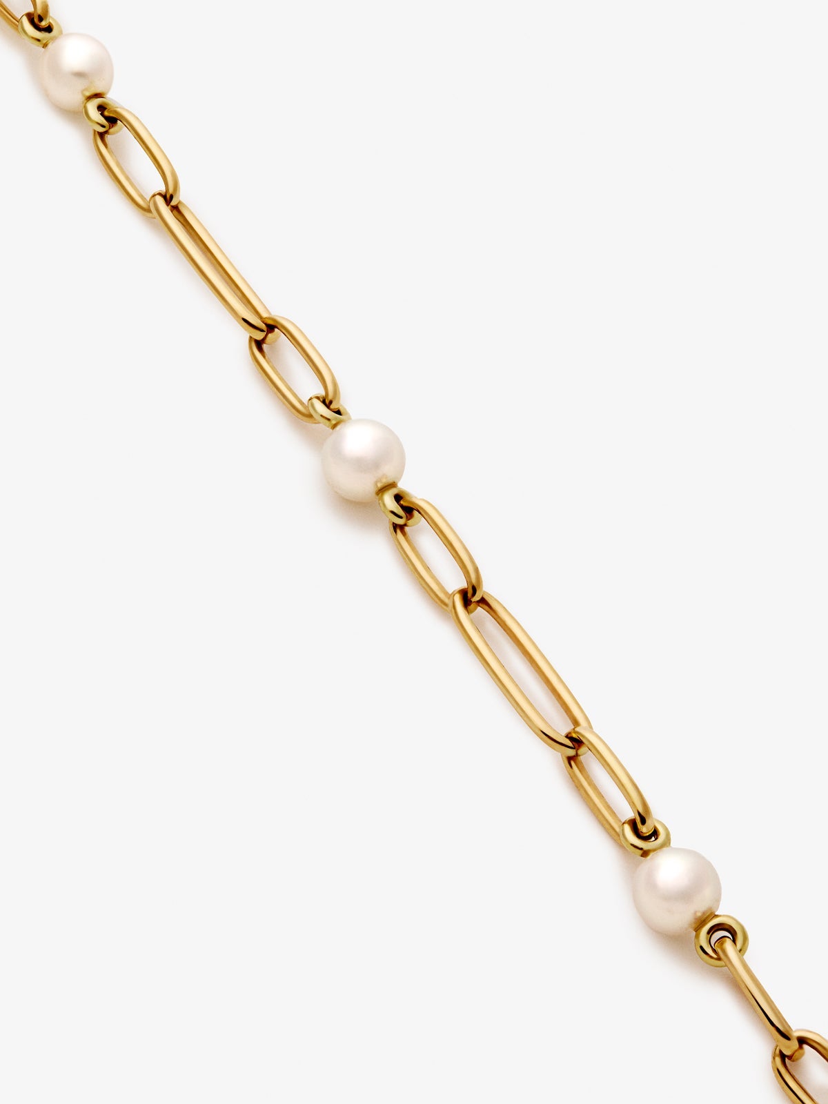Collar de eslabones de oro amarillo de 18K con 5 perlas akoya de 8mm