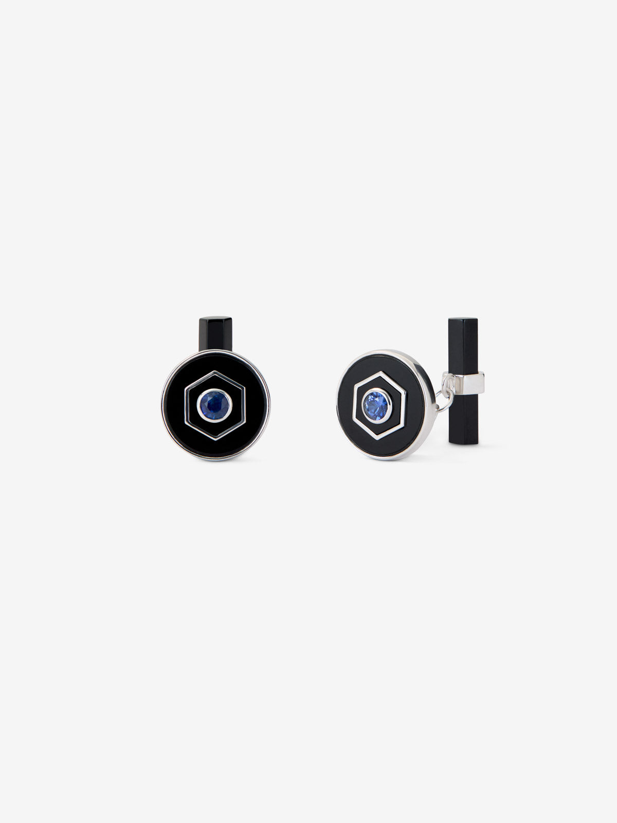 Gemelos de oro blanco de 18K con ónix negro en talla octogonal y zafiros azules