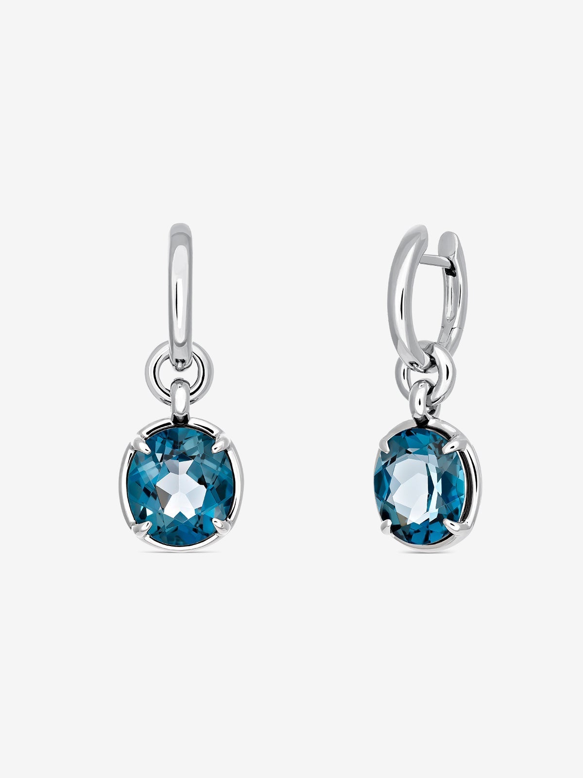 Pendientes de plata 925 con topacios azul london en talla oval de 7,8 cts