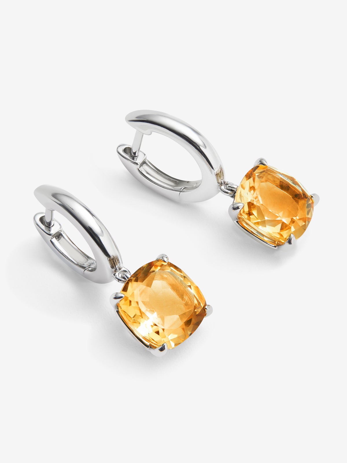 Pendientes de plata 925 con cuarzos citrinos en talla cushion