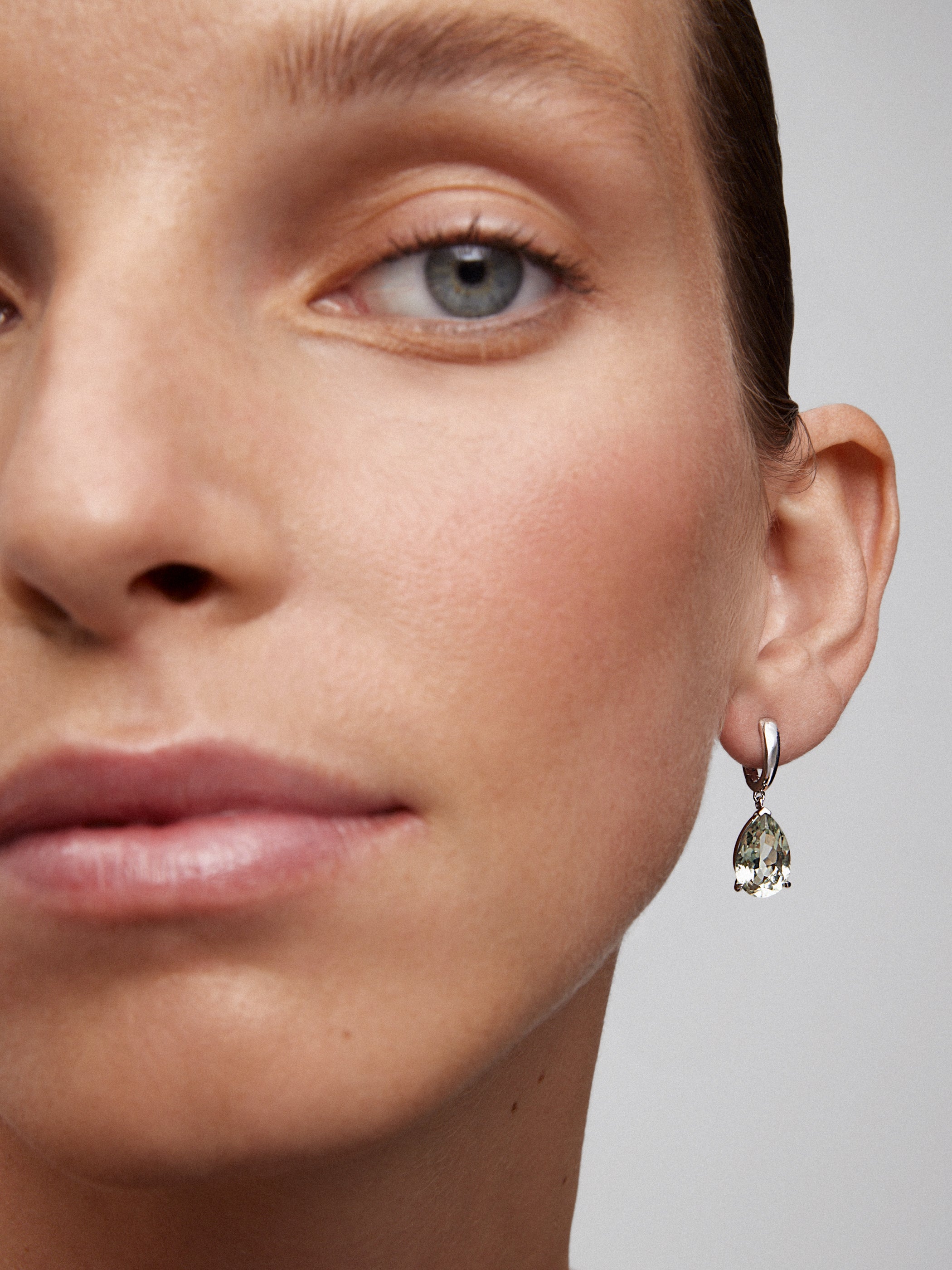 Pendientes aro de plata 925 con amatista verde colgante