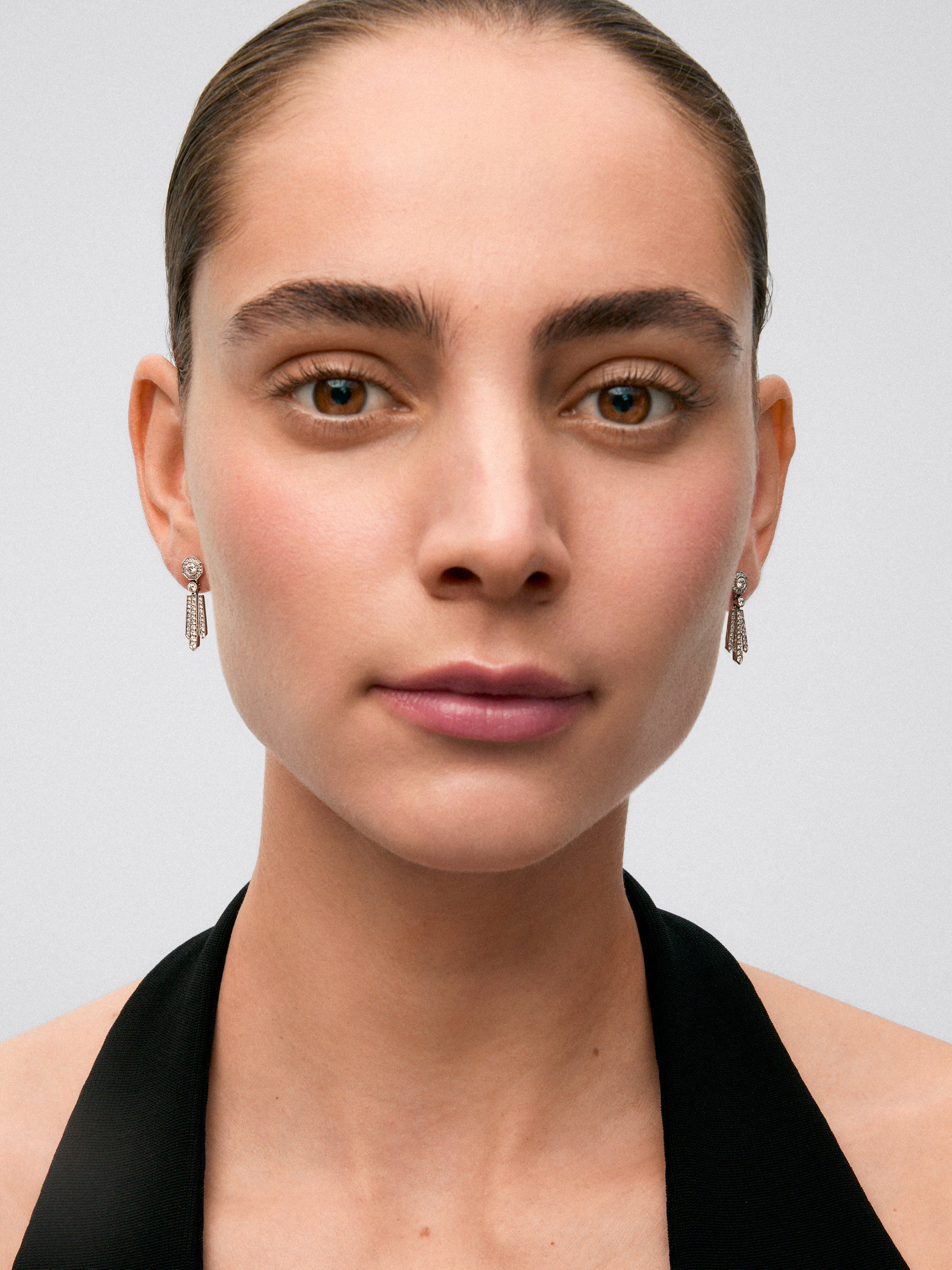 Pendientes desmontables de oro blanco de 18K con diamantes blancos en talla brillante de 0,2 cts