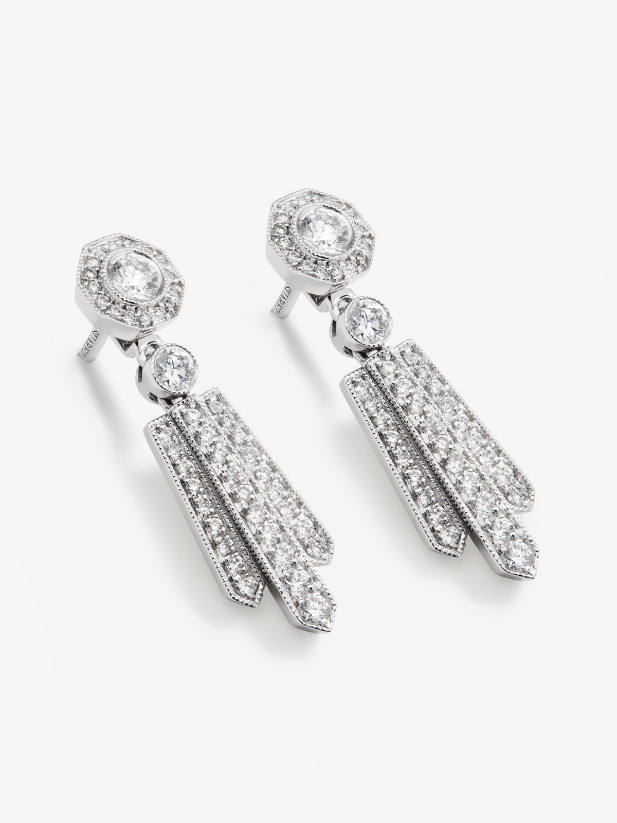 Pendientes desmontables de oro blanco de 18K con diamantes blancos en talla brillante de 0,2 cts