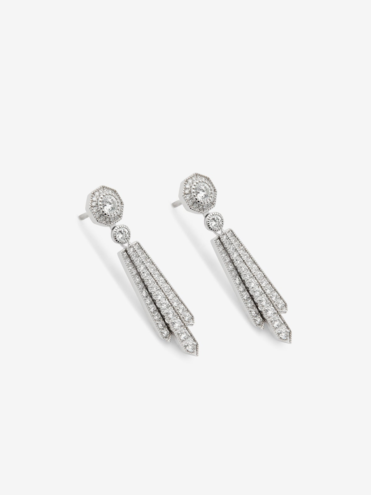 Pendientes de oro blanco de 18K con diamantes blancos en talla brillante de 0,88 cts