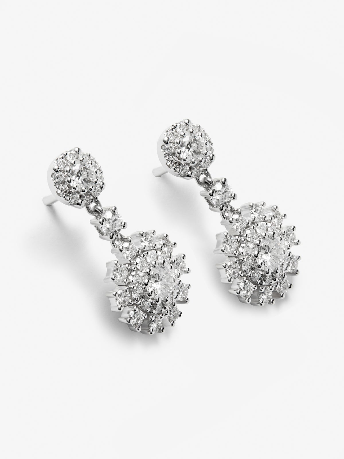 Pendientes de oro blanco de 18K con diamantes