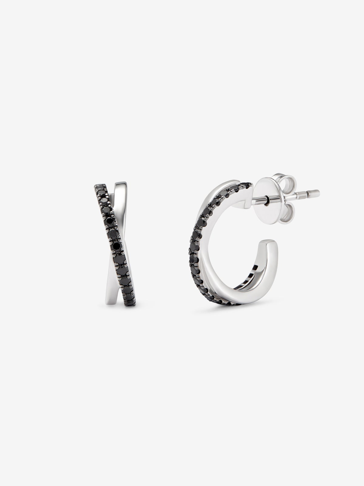 Aros cruzados de plata 925 con espinelas negras en talla brillante de 0,32 cts