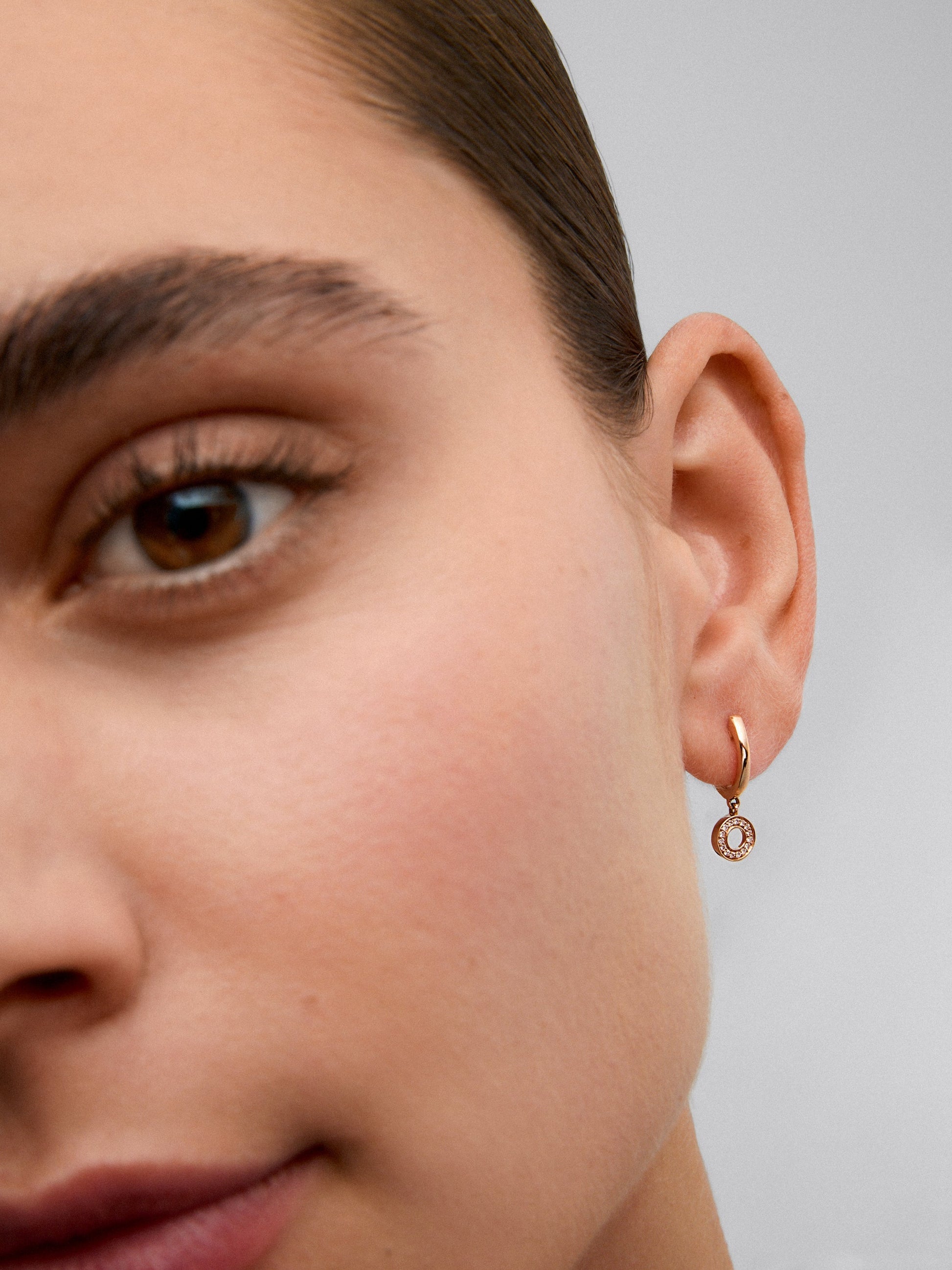 Pendientes de oro rosa de 18kt con diamantes
