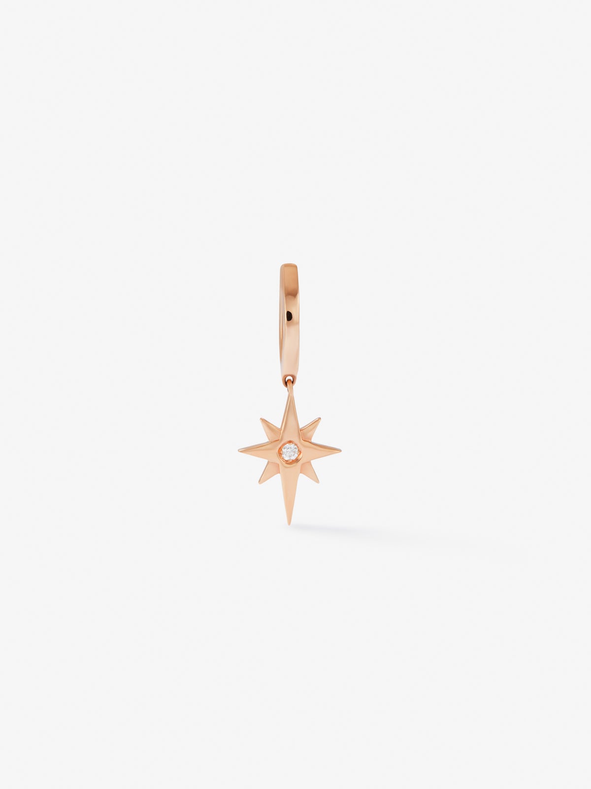 Pendiente individual de oro rosa de 18K con diamante en talla brillante de 0,05 cts