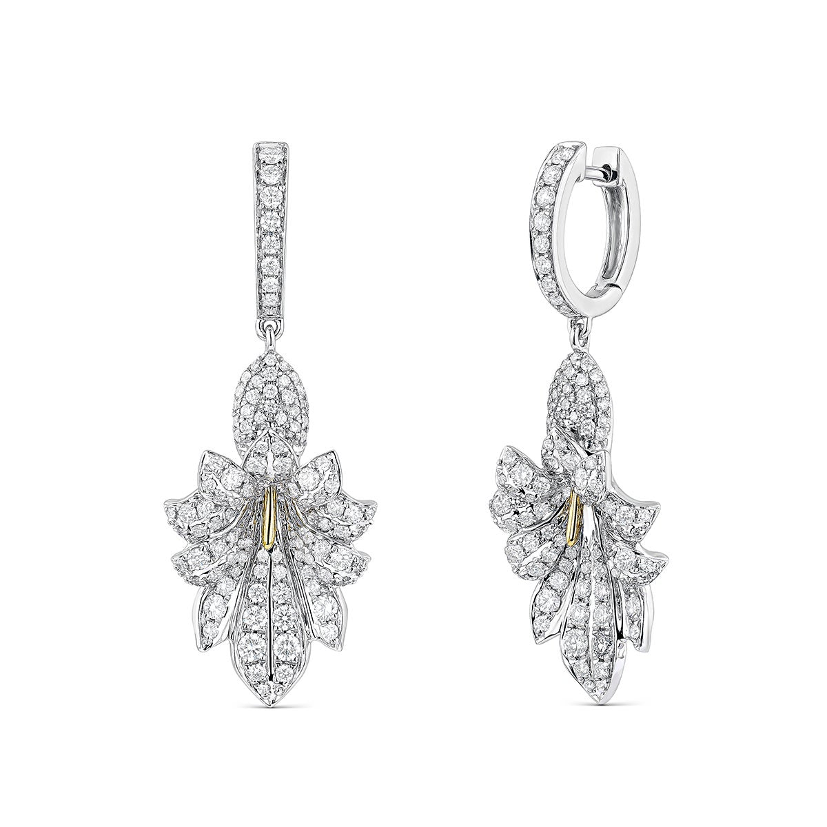 Pendientes de oro blanco y amarillo de 18K con pavé de diamantes con un total de 1,61 cts