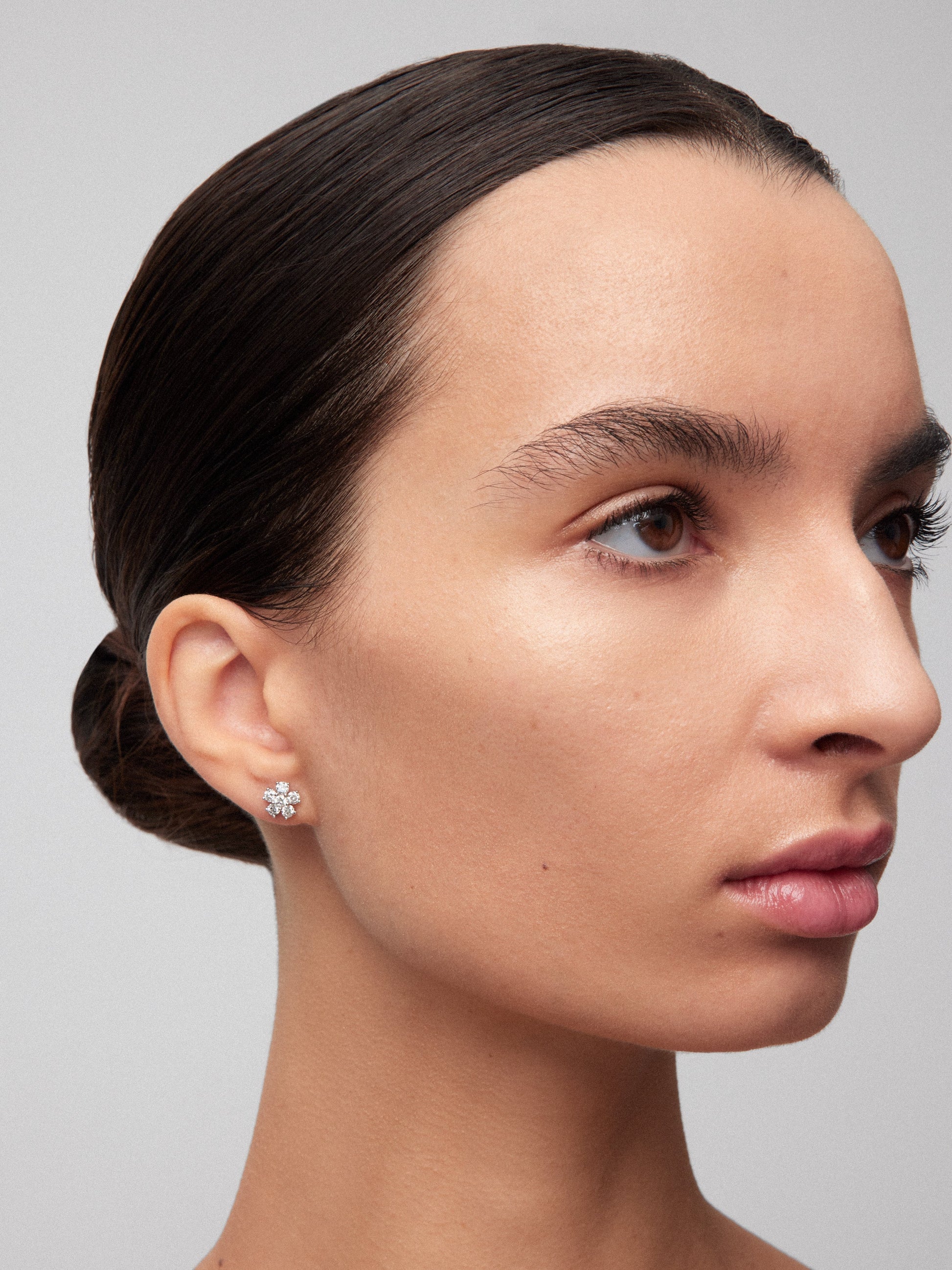 Pendientes de oro blanco de 18kt con diamantes