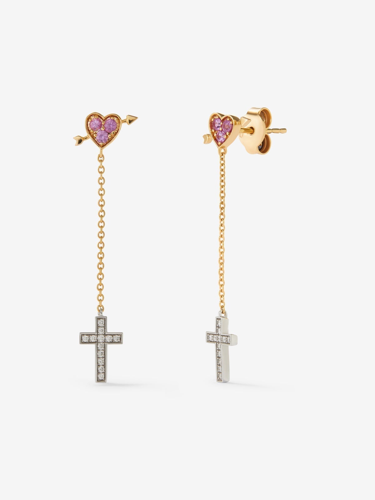 Pendiente individual de oro blanco y rosa de 18K con 3 zafiros rosas en talla brillante con un total de 0,09 cts y 12 diamantes en talla brillante con un total de 0,04 cts y forma de corazón y cruz