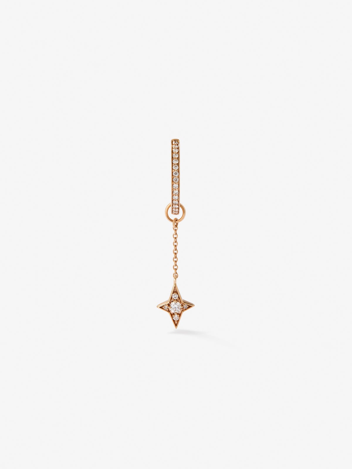 Pendiente individual de oro rosa de 18K con 20 diamantes en talla brillante con un total de 0,13 cts
