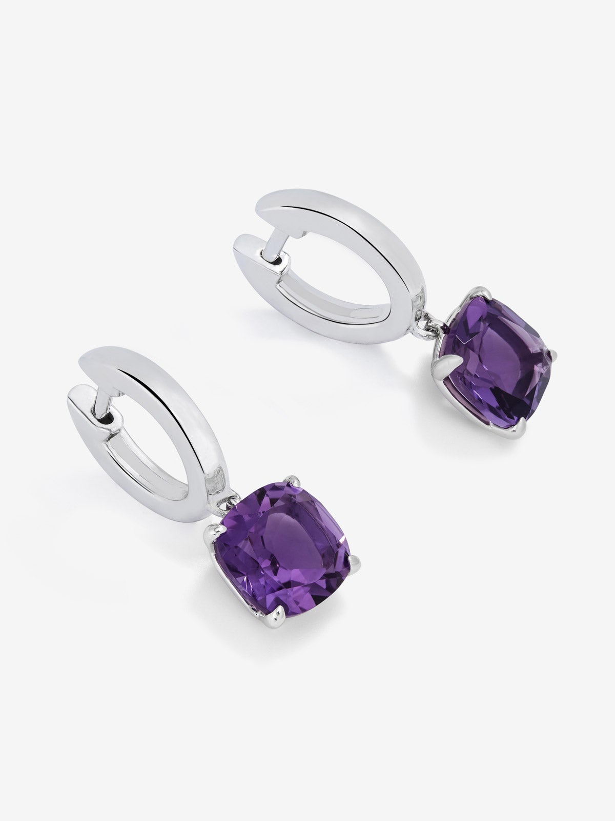 Pendientes de plata 925 con 2 amatistas verdes en talla cushion