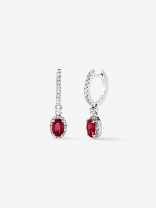 Pendientes de oro blanco de 18K con rubí