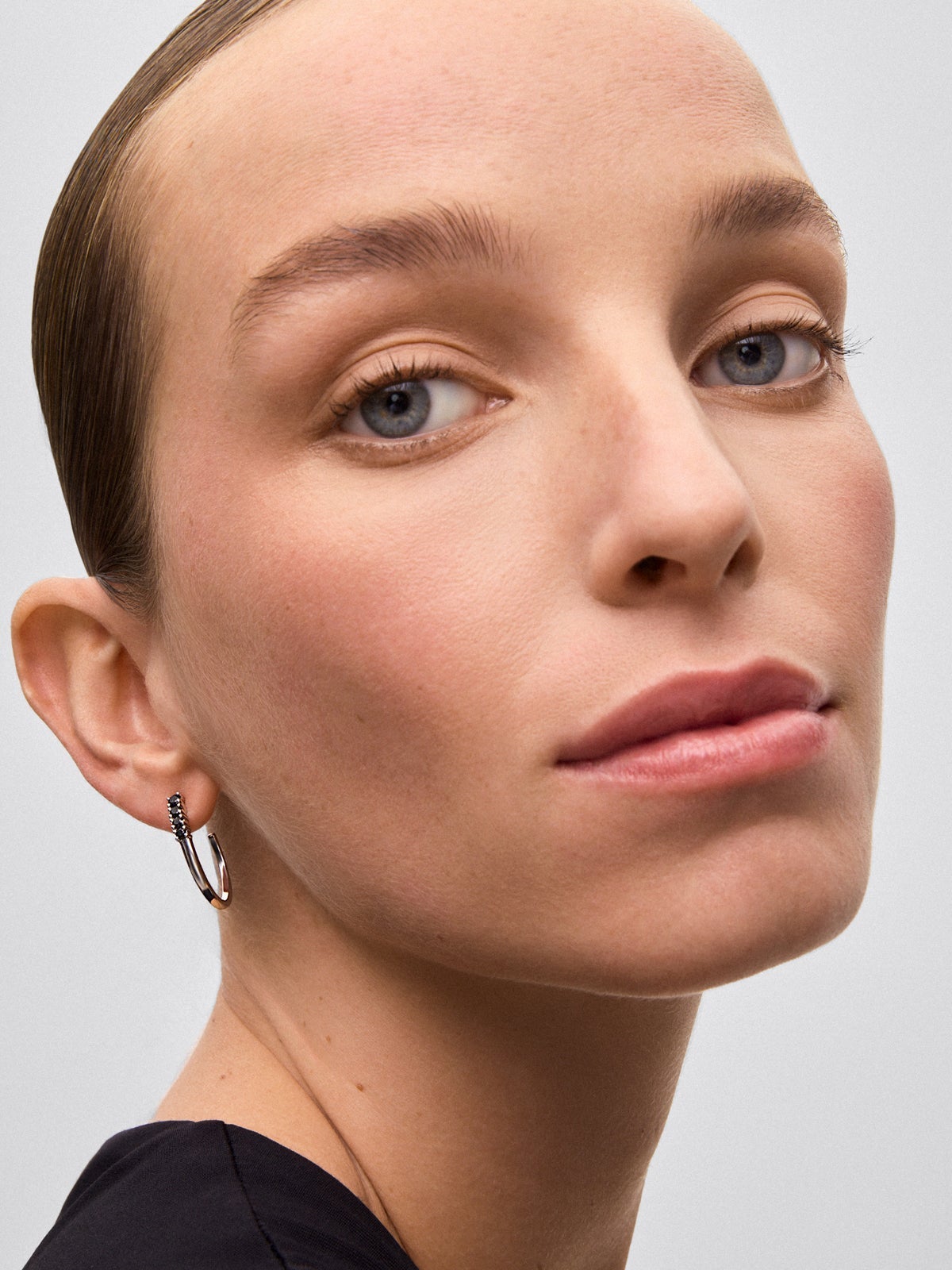 Pendientes de plata 925 con espinelas negras