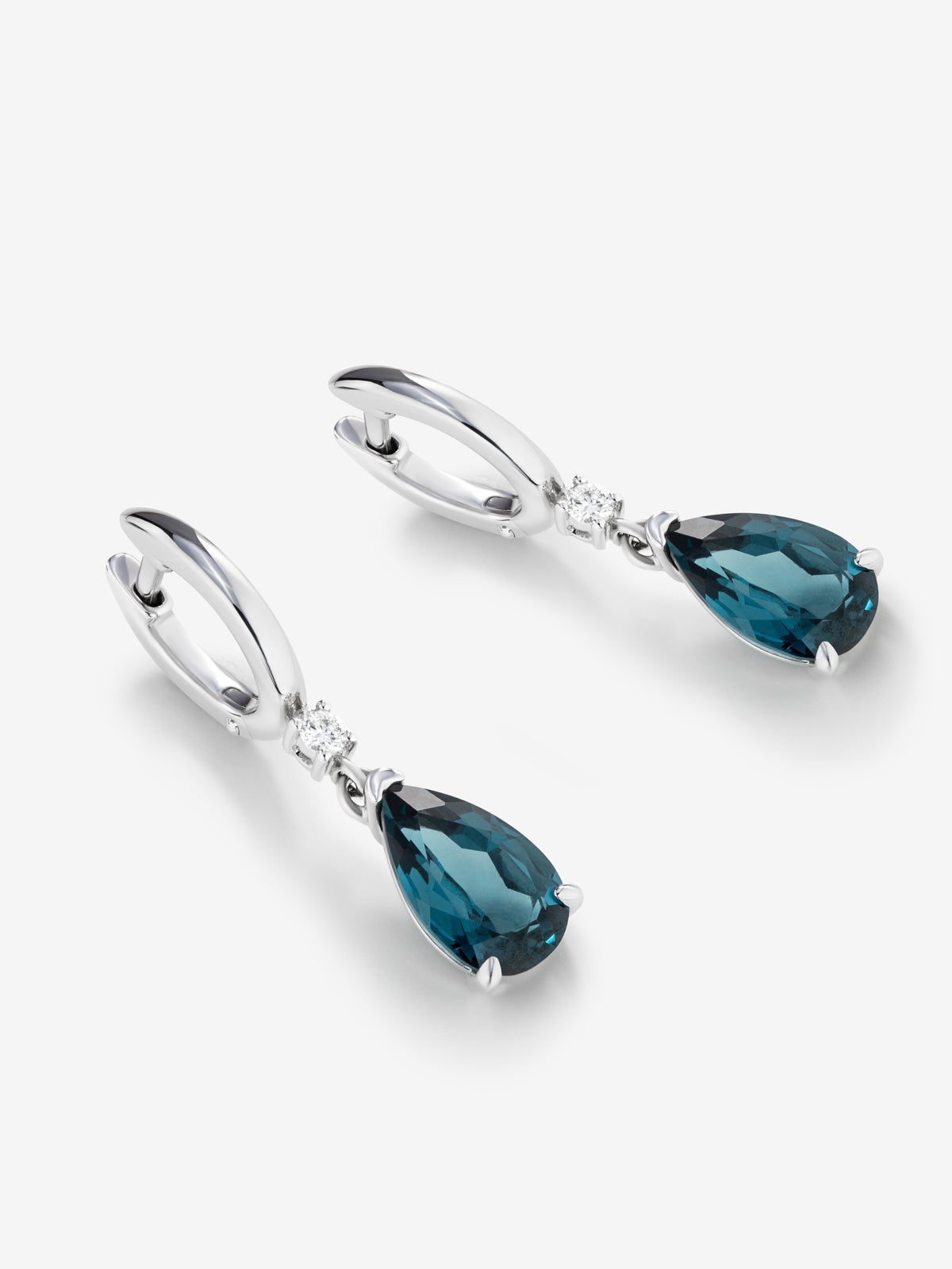 Pendientes aro de plata 925 con topacio y diamante colgante