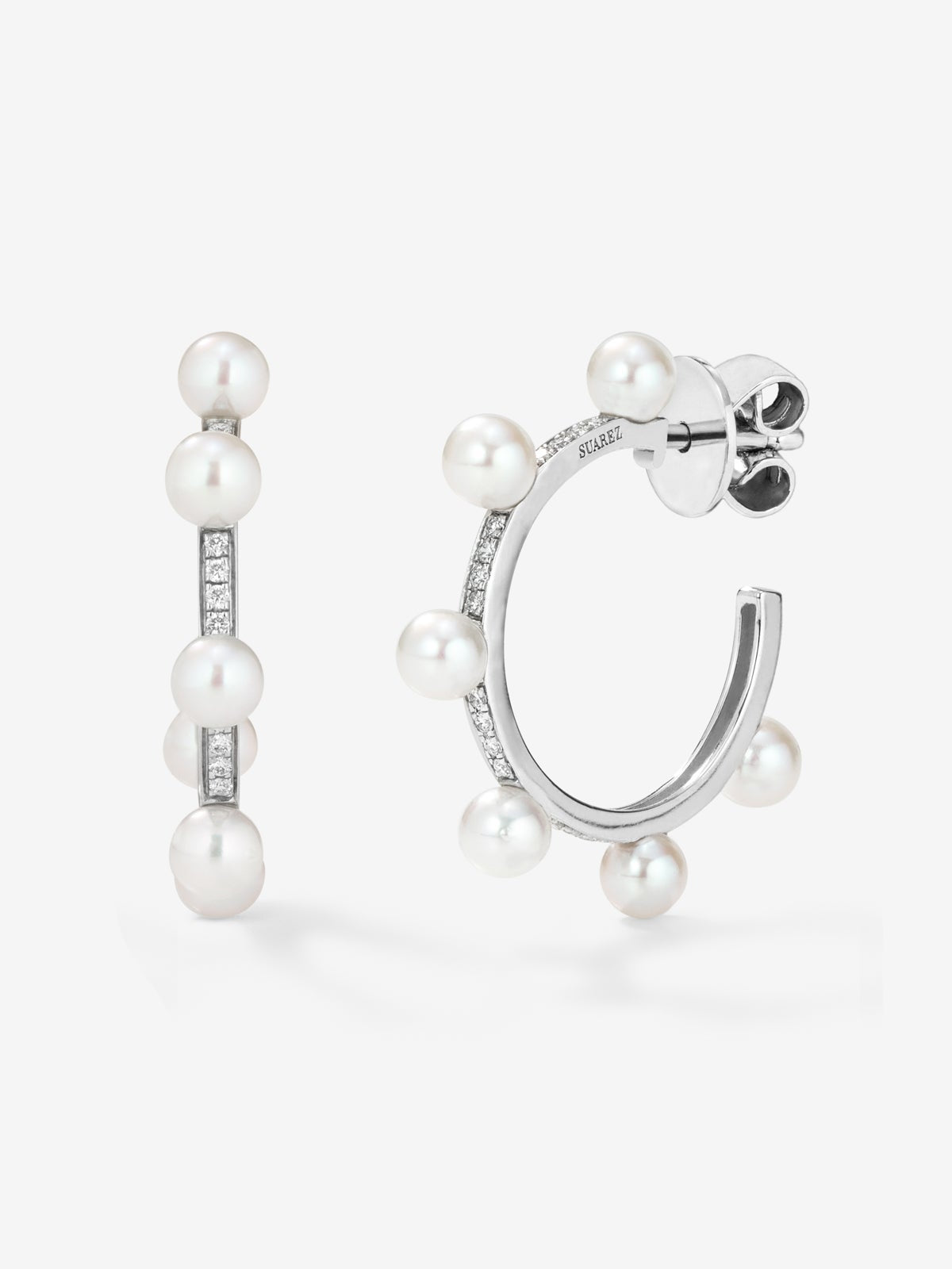 Pendientes aros de oro blanco de 18k con perlas Akoya 4mm