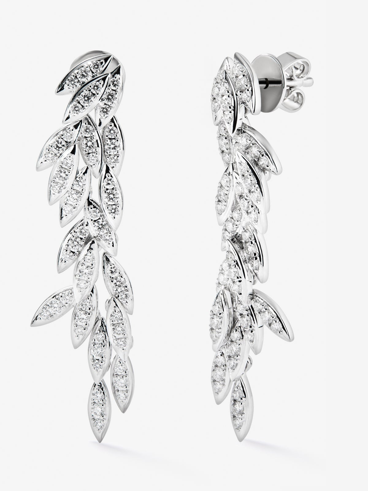 Pendientes de oro blanco de 18K con diamantes blancos en talla brillante de 1,16 cts