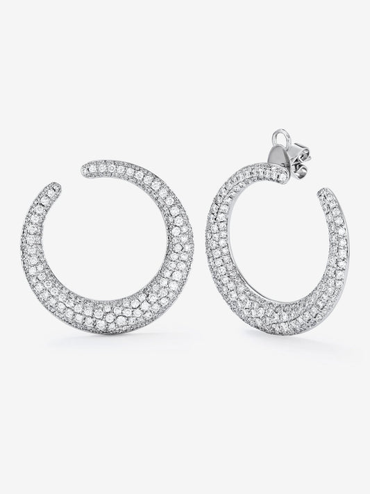 Pendientes de aro abiertos grandes de oro blanco de 18K con pavé de diamantes blancos en talla brillante de 3,9 cts