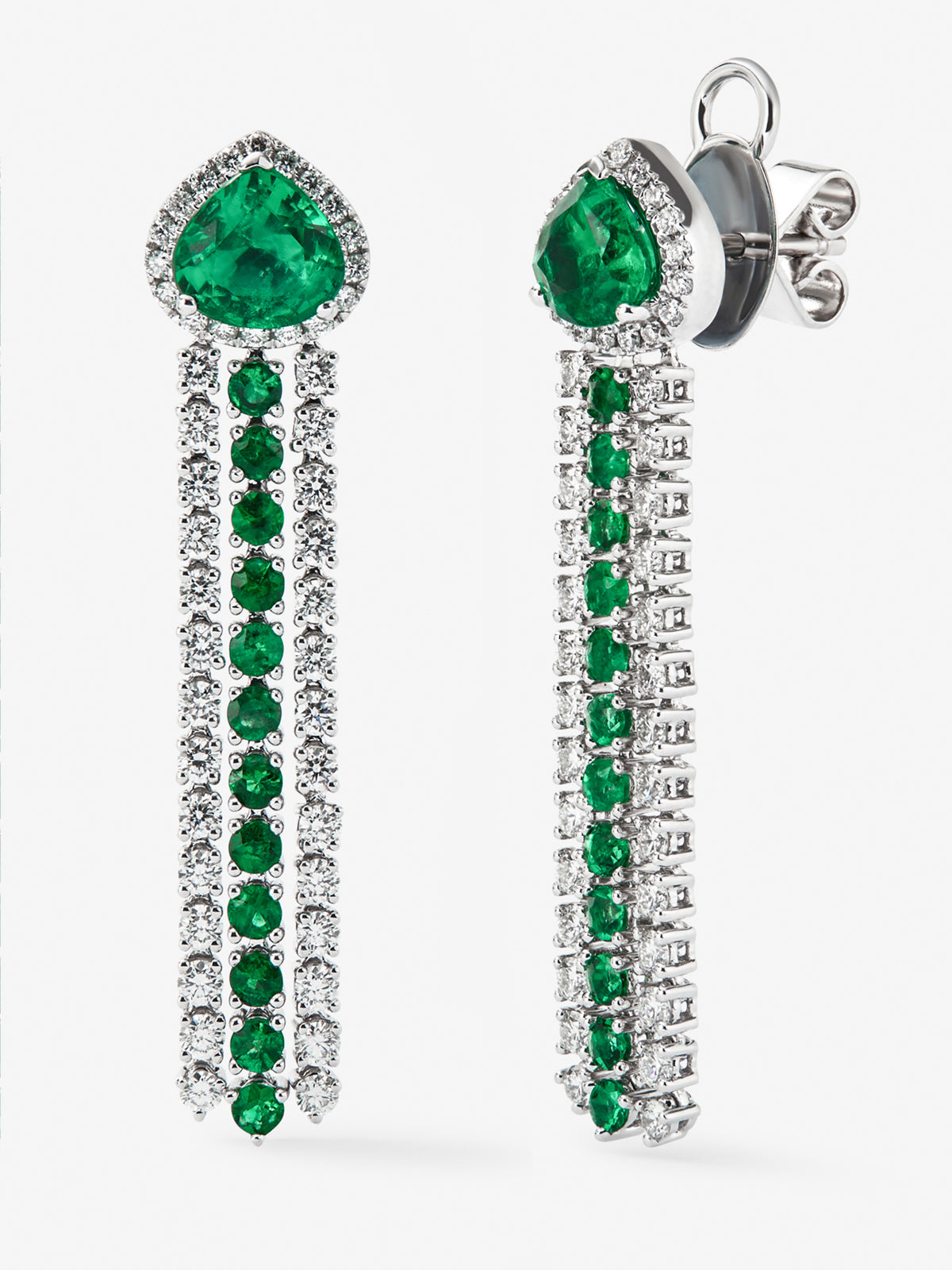 Pendientes de aro de oro blanco de 18K con esmeraldas en talla pera y brillante con un total de 2,44 cts y diamantes en talla brillante con un total de 1,13 cts