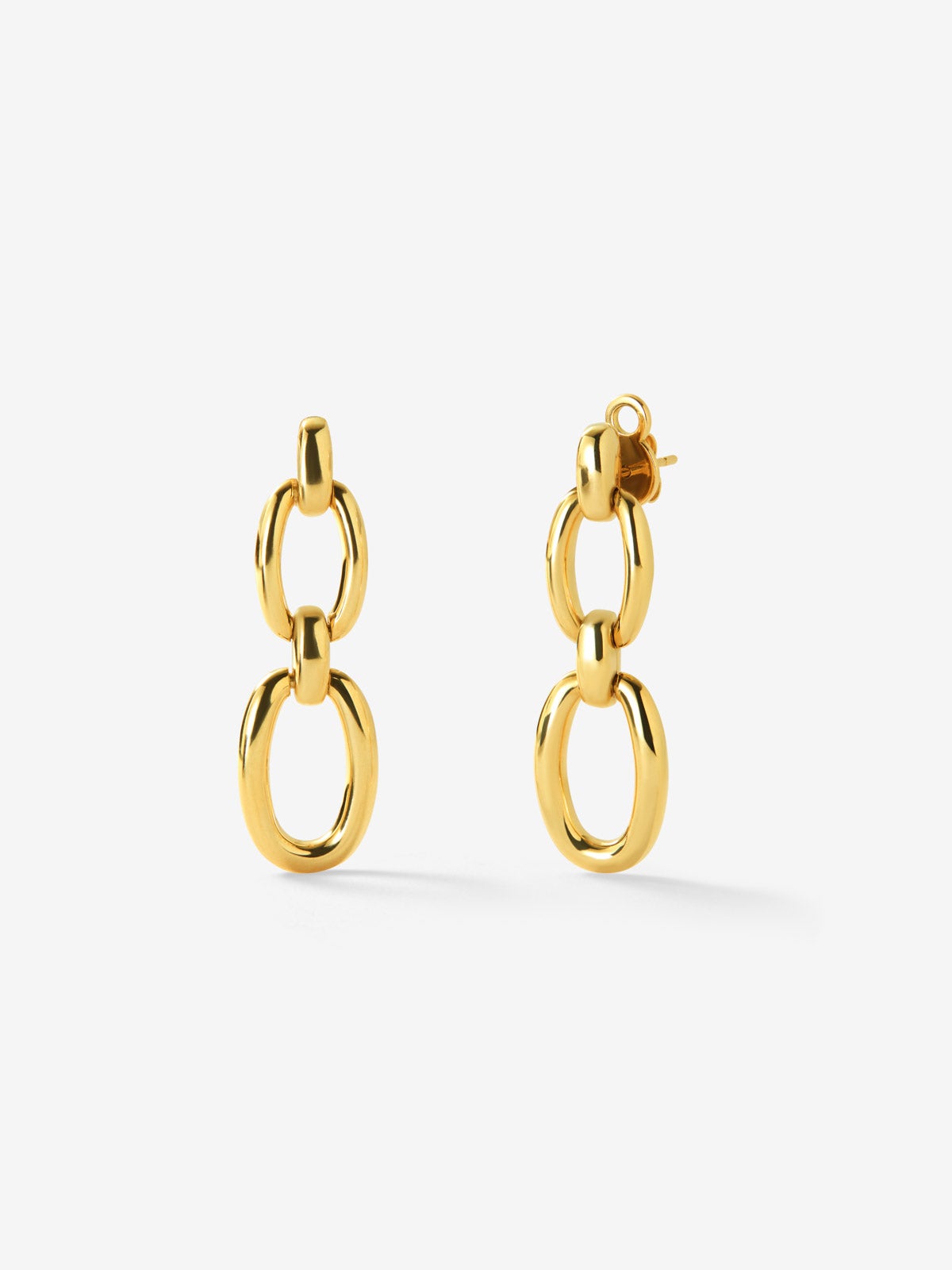 Pendientes cortos de eslabones de oro amarillo de 18K